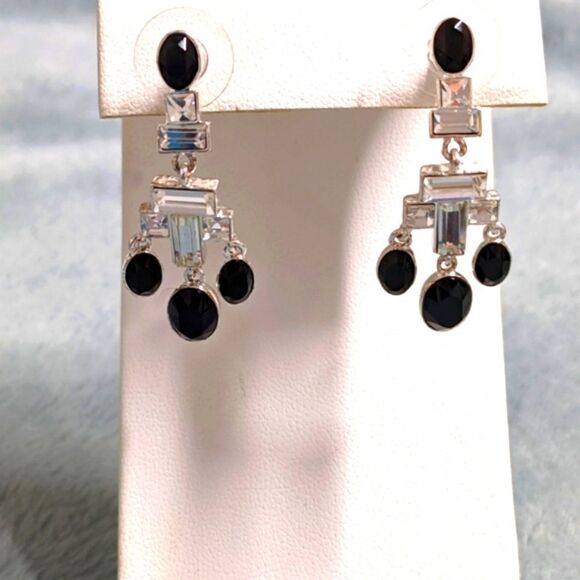 Vintage Black & Clear Rhinestone Pierced Dangle Earrings - Picture 4 of 10